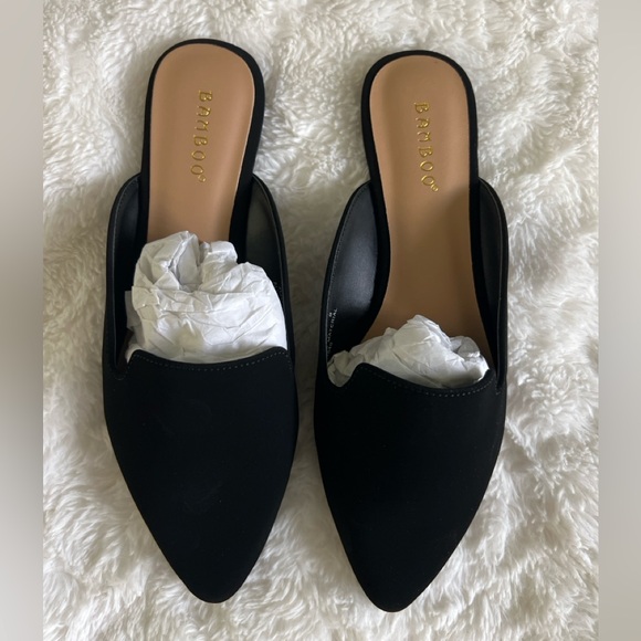 Boutique Shoes - NWT Bamboo Women’s Black Pointed Toe Mule Flats Size 8 Slip On Loafer Shoes